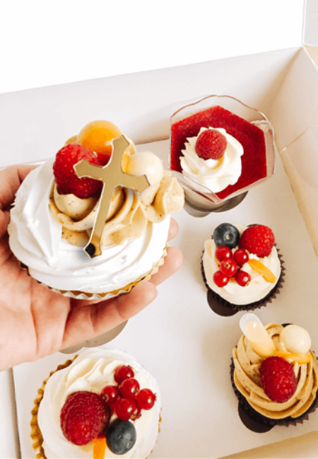 Ozdobny mini krzyżyk