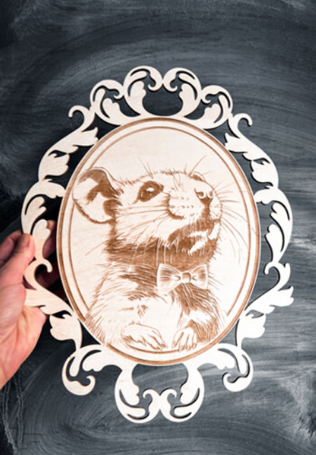 Ozdobna ramka z grawerowanym portretem zwierzątka